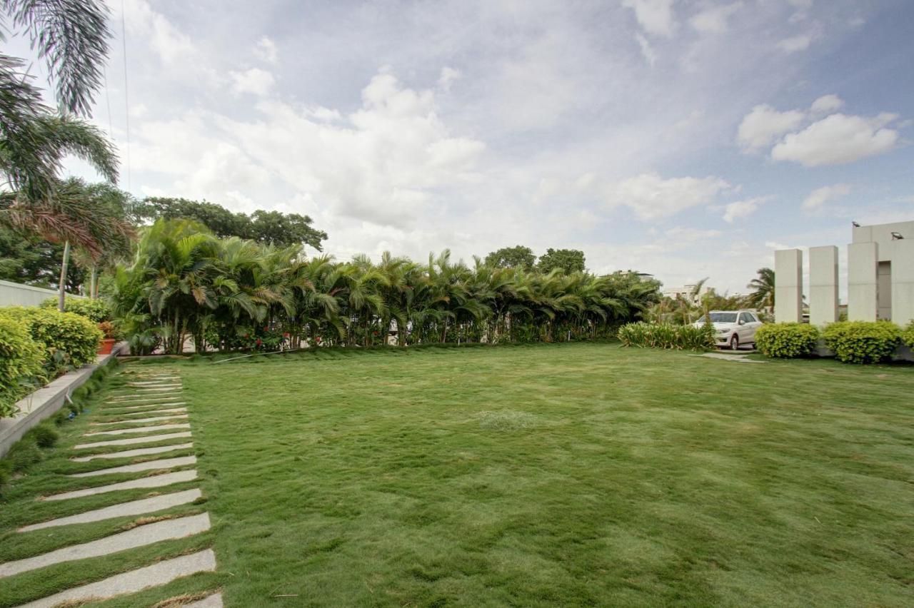 Hotel Le Grande Bijāpur Dış mekan fotoğraf