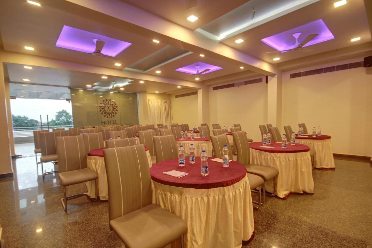 Hotel Le Grande Bijāpur Dış mekan fotoğraf