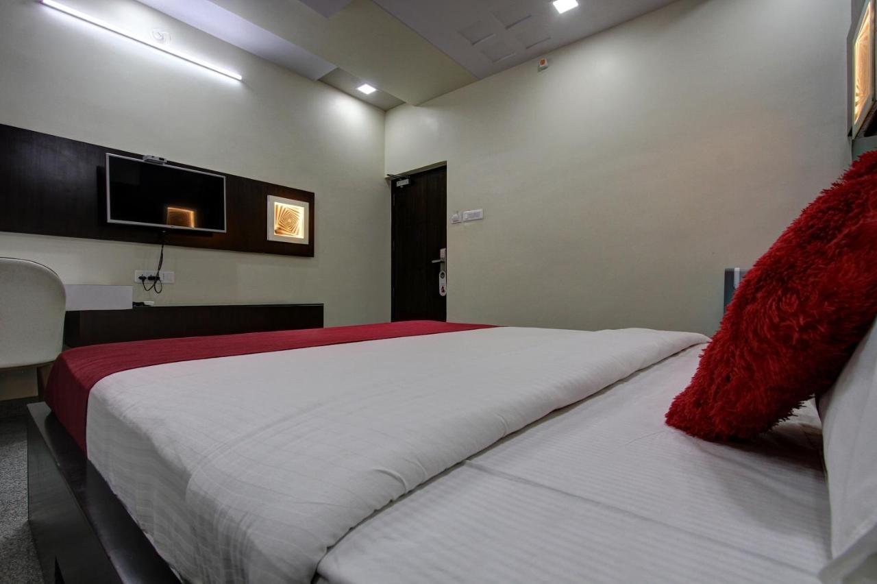 Hotel Le Grande Bijāpur Dış mekan fotoğraf